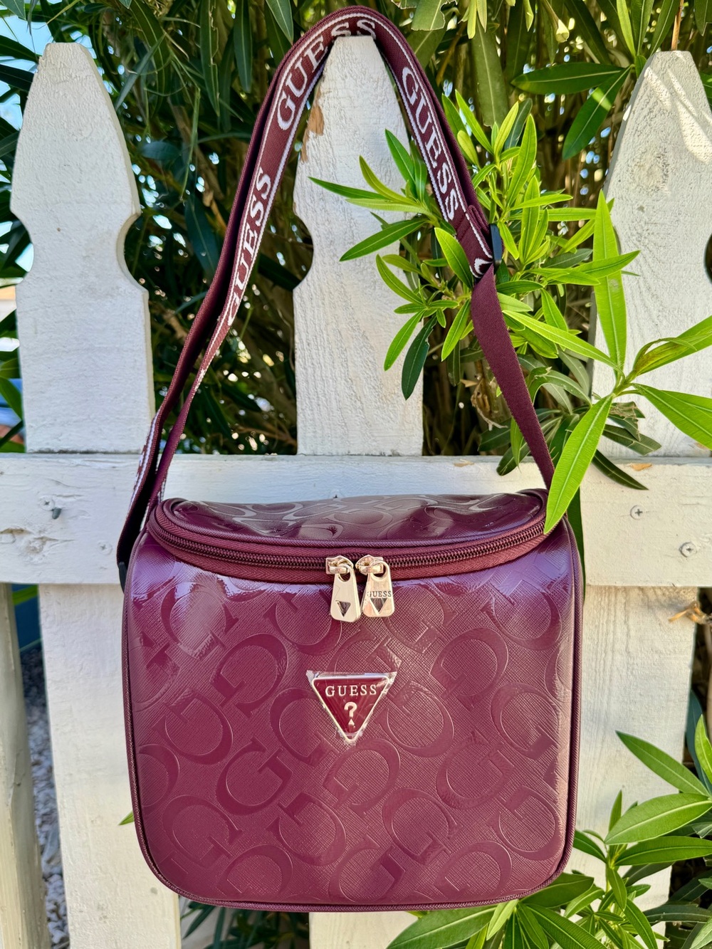 NWT GUESS Oxblood Embossed Travel Lunch Bag with Gold Accents